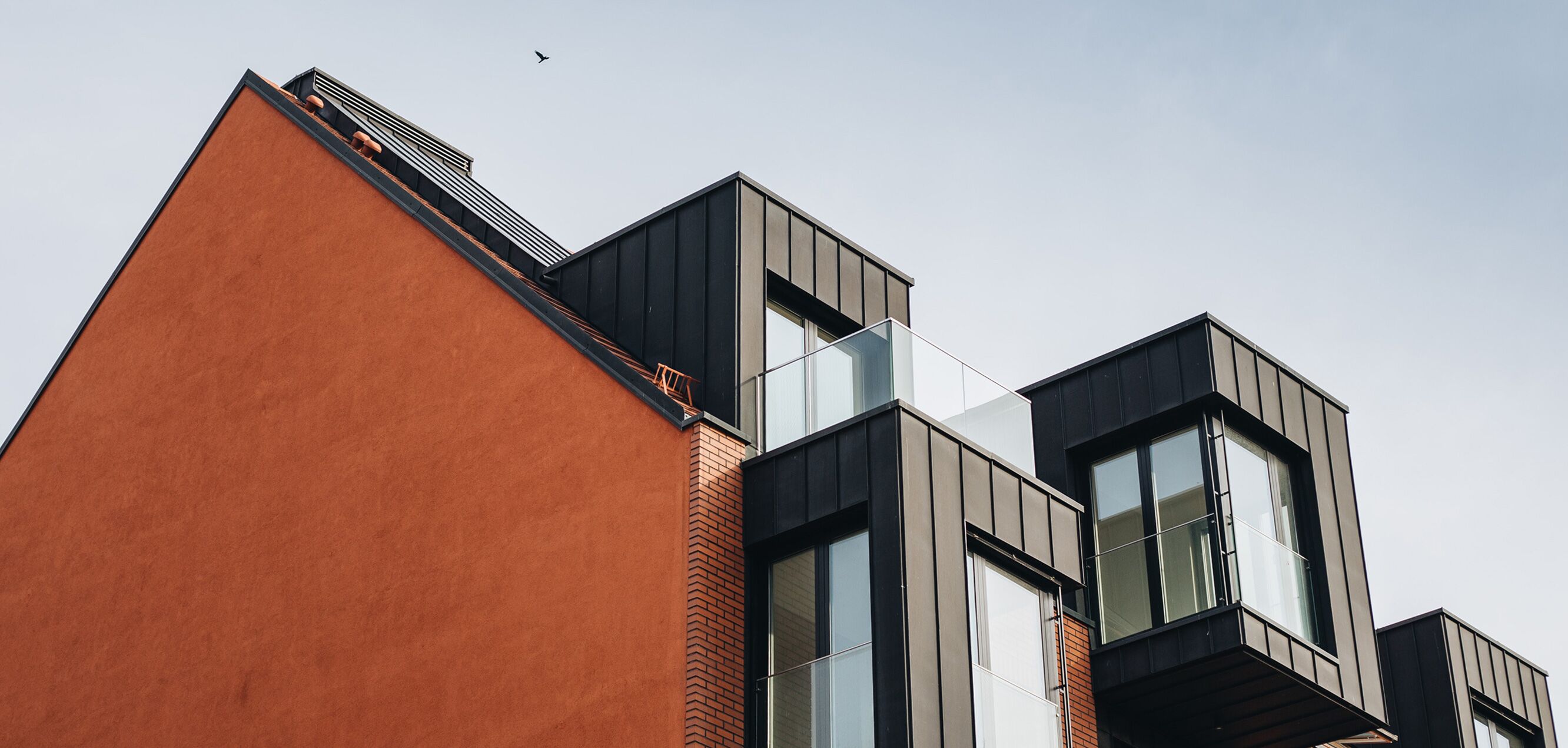 Außenansicht Mehrfamilienhaus - Sachverständiger Martin Hoefs